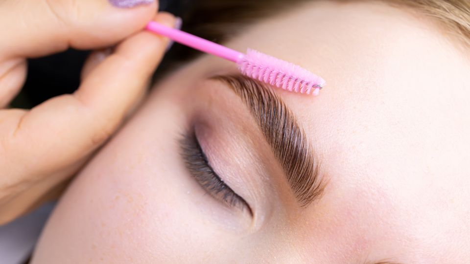 Laminado de cejas